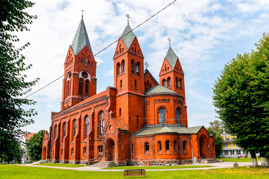 Свято-Михайловский собор (Кирха Инстербурга)