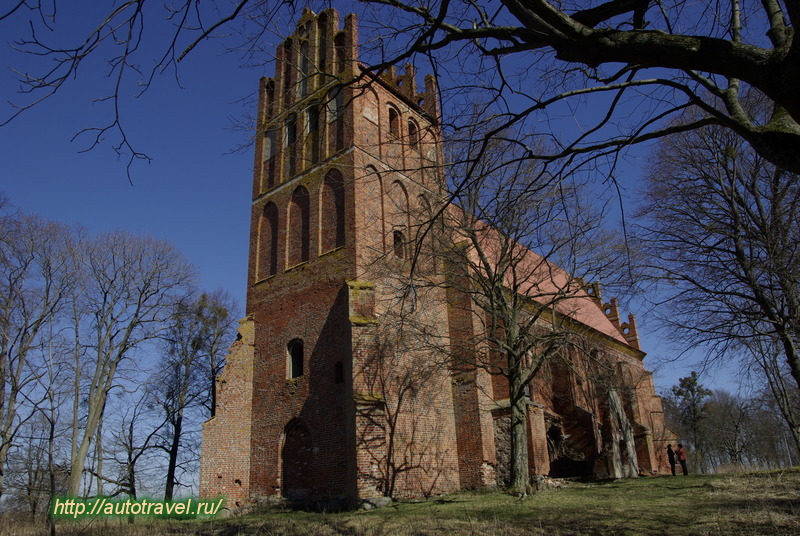 Кирха Тарау